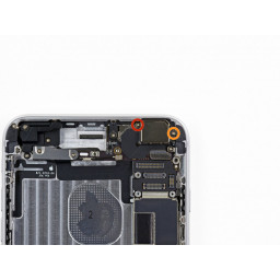 Замена задней камеры iPhone 6 Plus